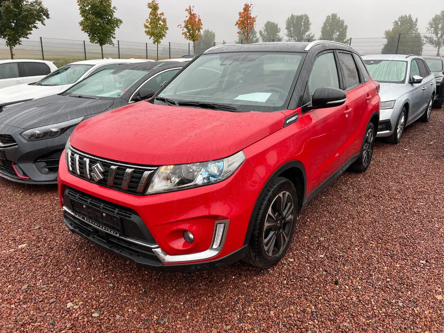 Suzuki Vitara 1.4 Comfort+ 4x4 BoosterJet Pano|Navi Rouge - 2