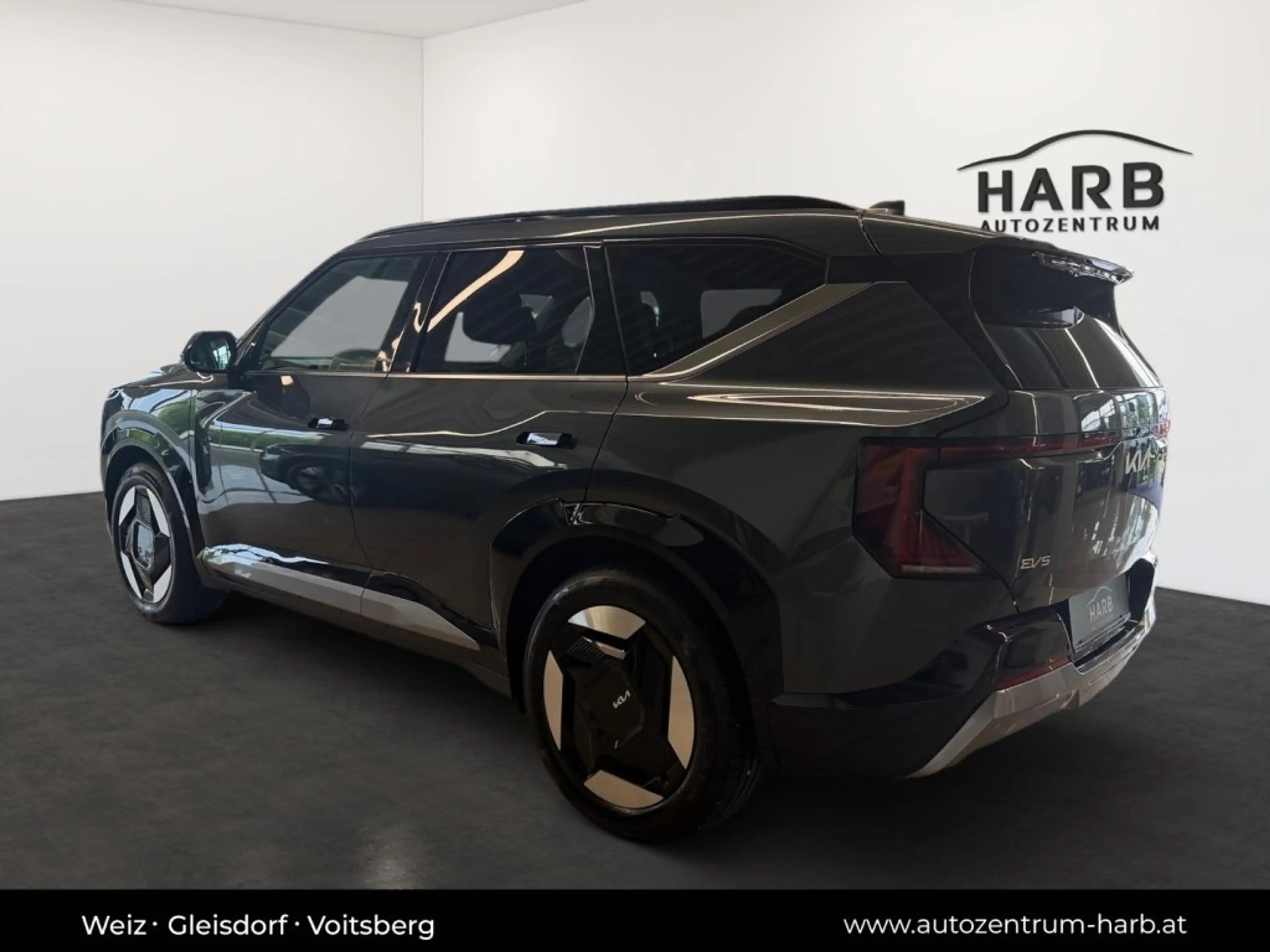 Kia EV5 /1ST EDITION/81,4KWH/AT/FWD/216/MY26 — photo 6