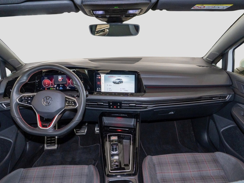 Volkswagen Golf 2.0 TSI DSG GTI — photo 11