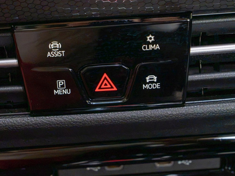 Volkswagen Golf 2.0 TSI DSG GTI — photo 15
