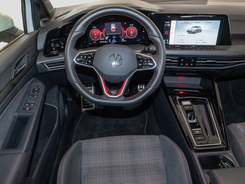 Volkswagen Golf 2.0 TSI DSG GTI — photo 12