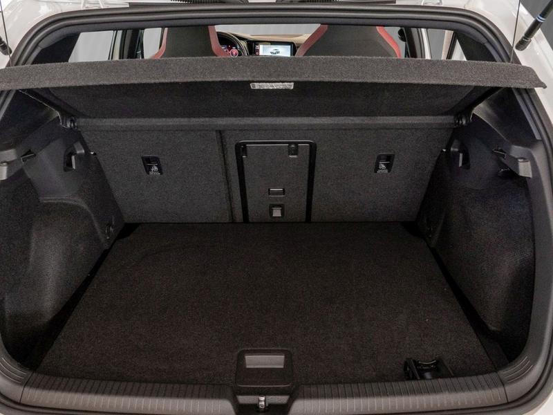 Volkswagen Golf 2.0 TSI DSG GTI — photo 7