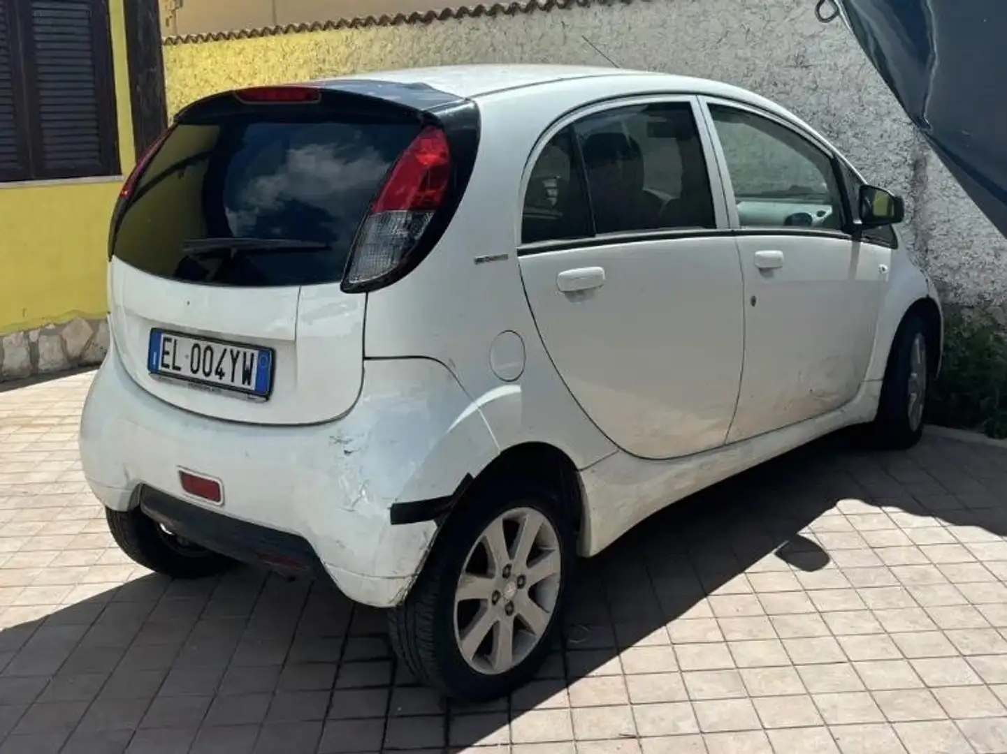 Peugeot iOn Ion Weiß - 2