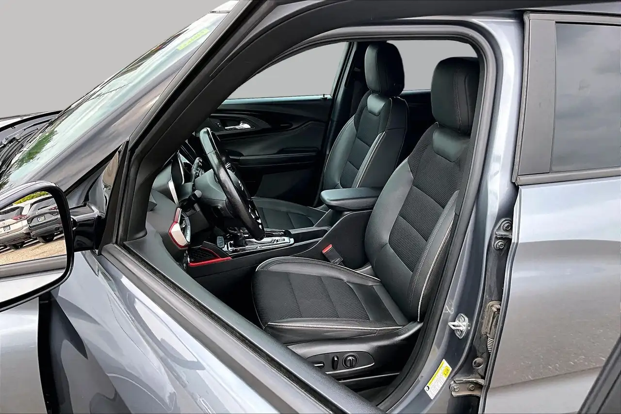 Chevrolet Trailblazer photo Chevrolet Trailblazer