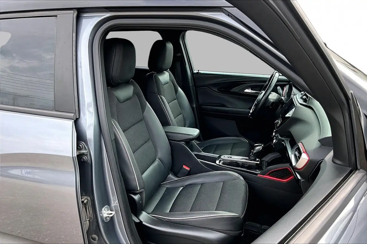 Chevrolet Trailblazer photo Chevrolet Trailblazer