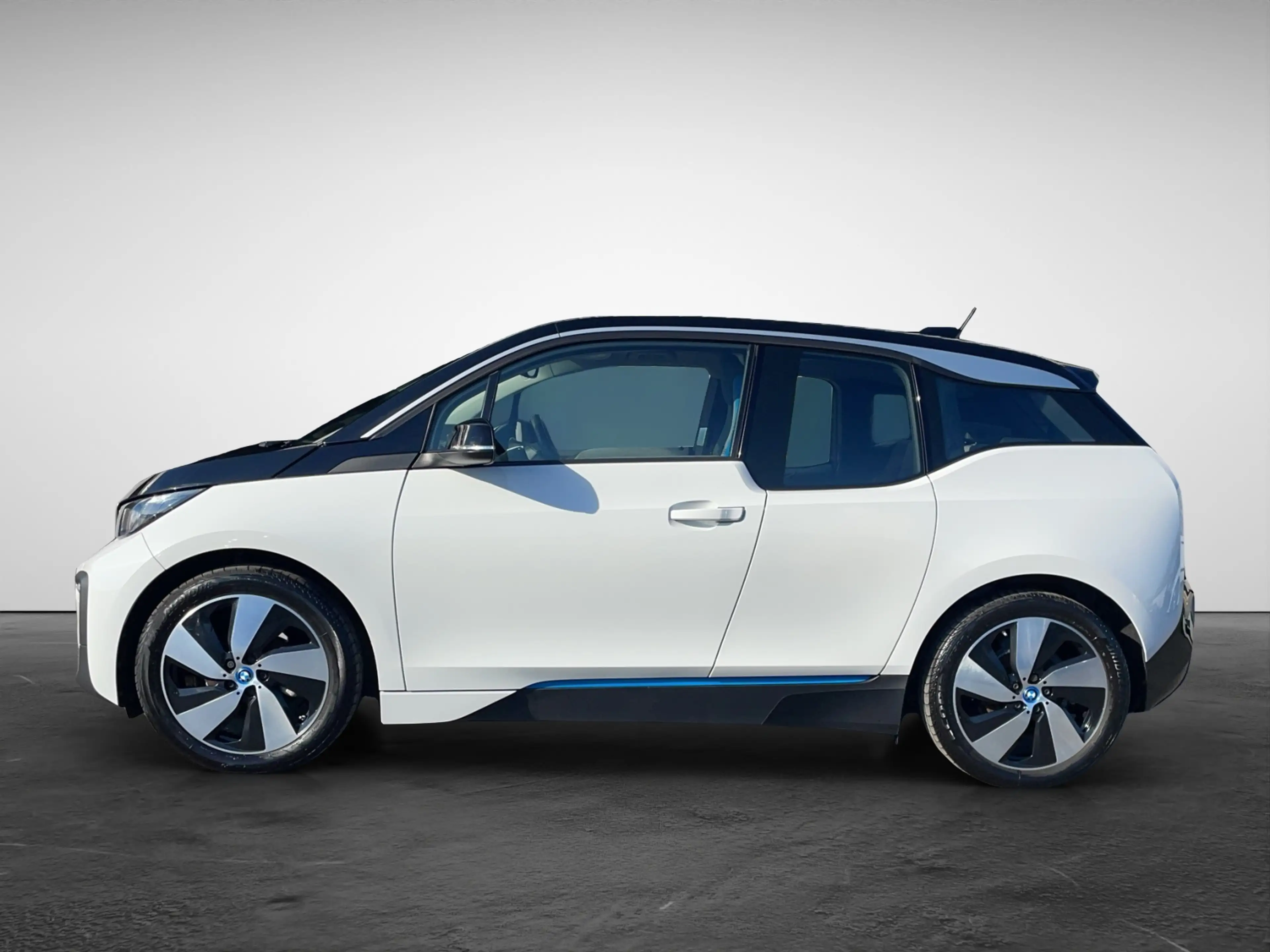 BMW i3 REX — photo 3