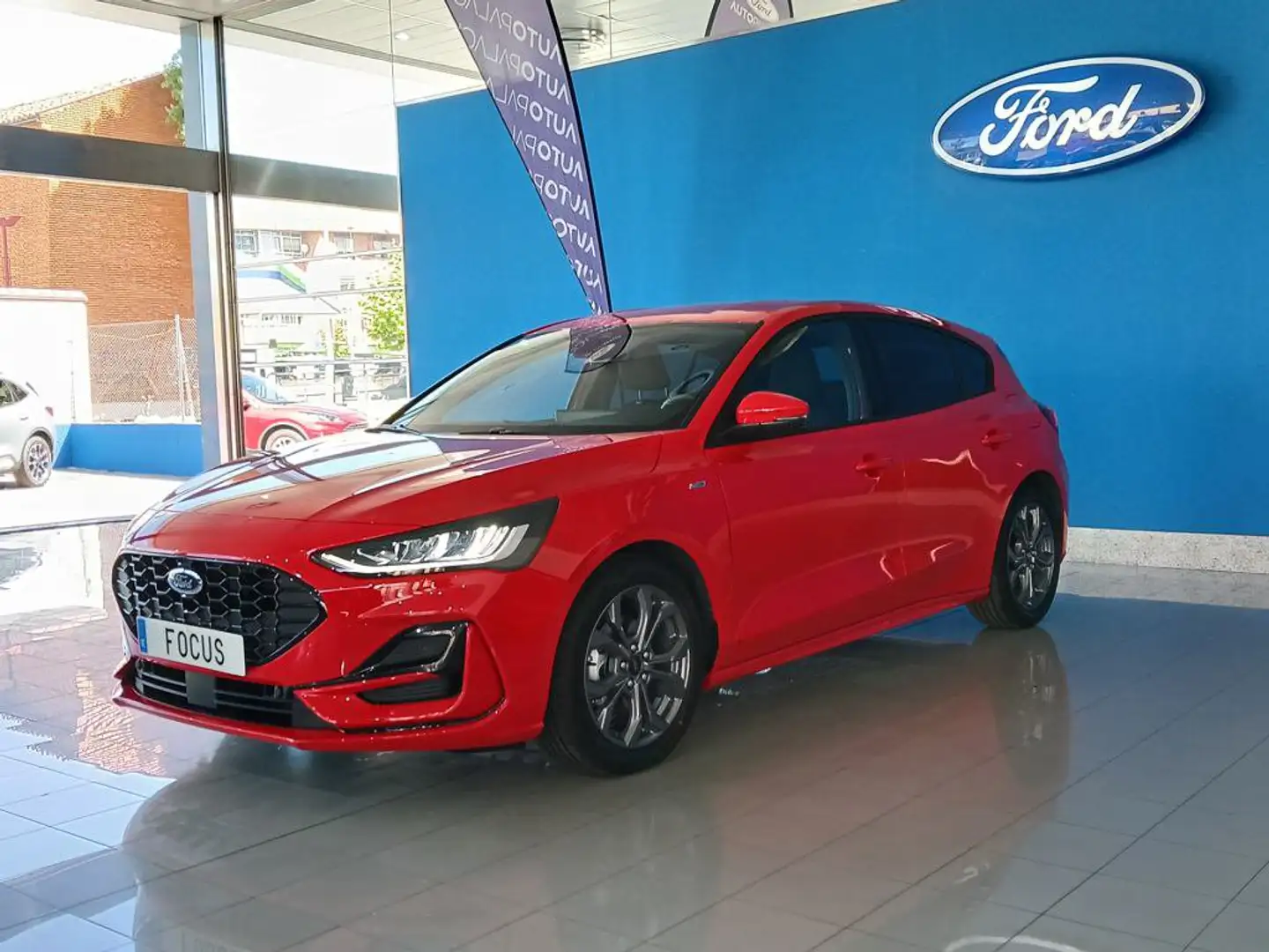 Ford Focus 1.0 Ecoboost MHEV ST-Line X 125 Rojo - 1