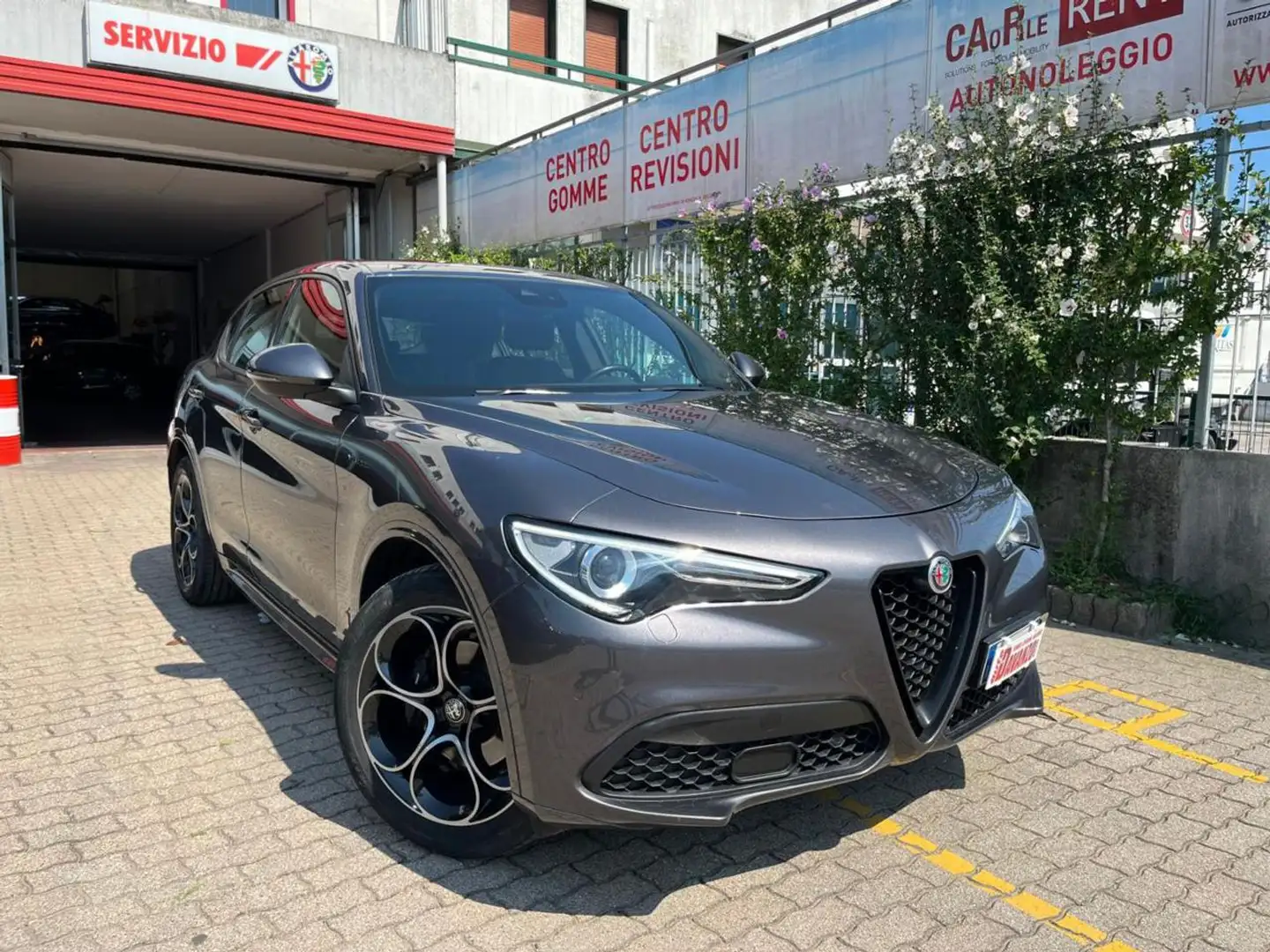 Alfa Romeo Stelvio 2.2 Turbodiesel 210 CV AT8 Q4 Veloce Grigio - 1