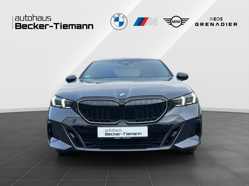 BMW 520 d Limousine M Sportpaket Pro *19 ZOLL*B&W*KAMERA*L — photo 3