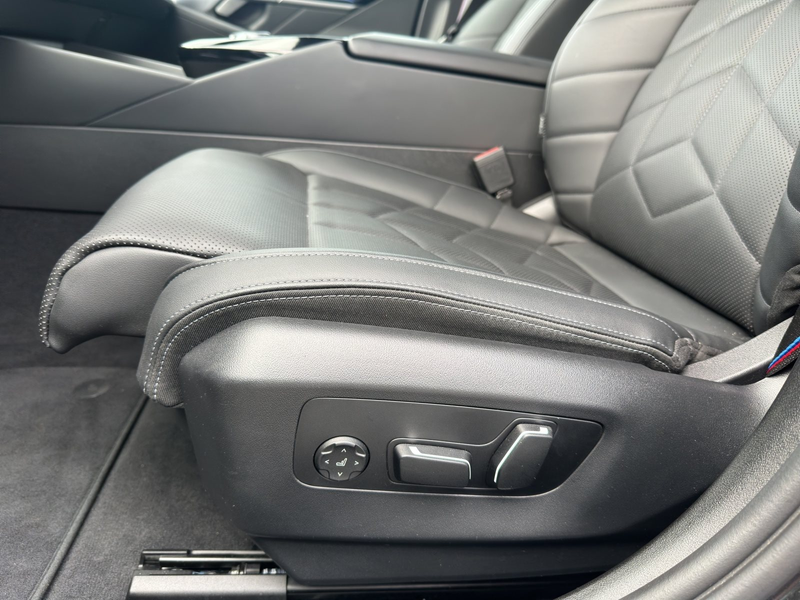 BMW 520 d Limousine M Sportpaket Pro *19 ZOLL*B&W*KAMERA*L — photo 23