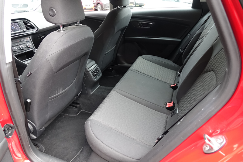 SEAT Leon ST 1.2 TSI Reference Business, navigatie, cruise c — photo 15