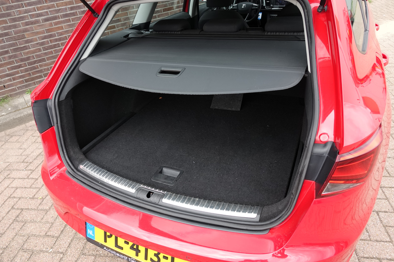 SEAT Leon ST 1.2 TSI Reference Business, navigatie, cruise c — photo 8
