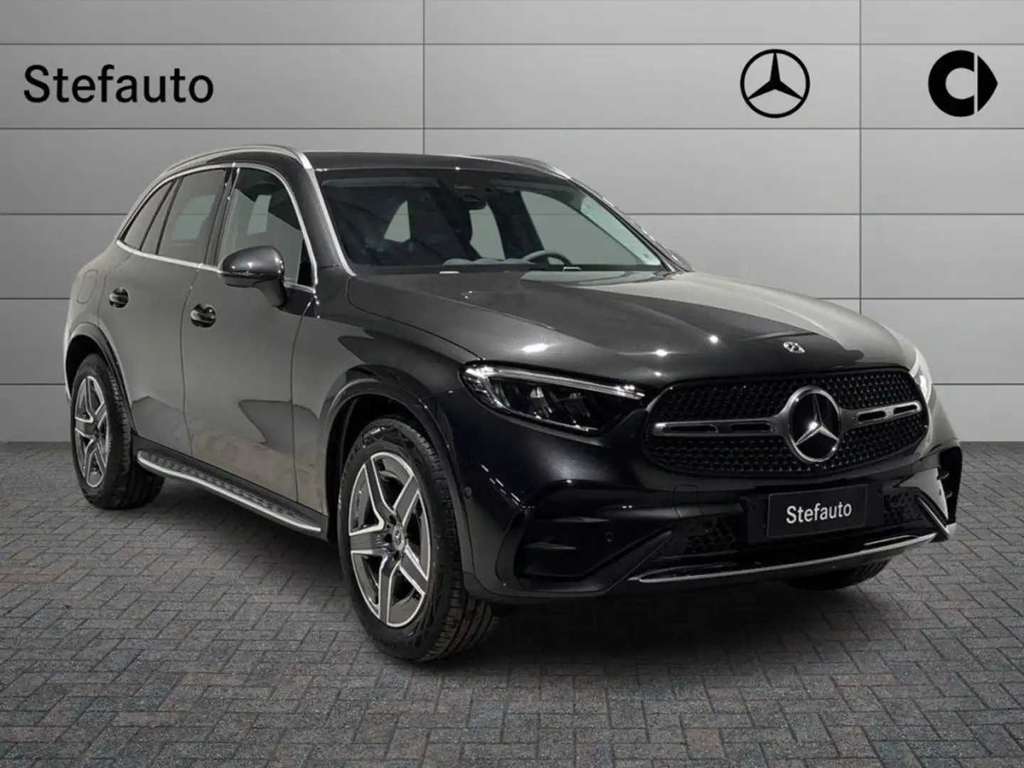 Mercedes-Benz GLC 220 d 4Matic Mild Hybrid AMG Line Advanced Grau - 1