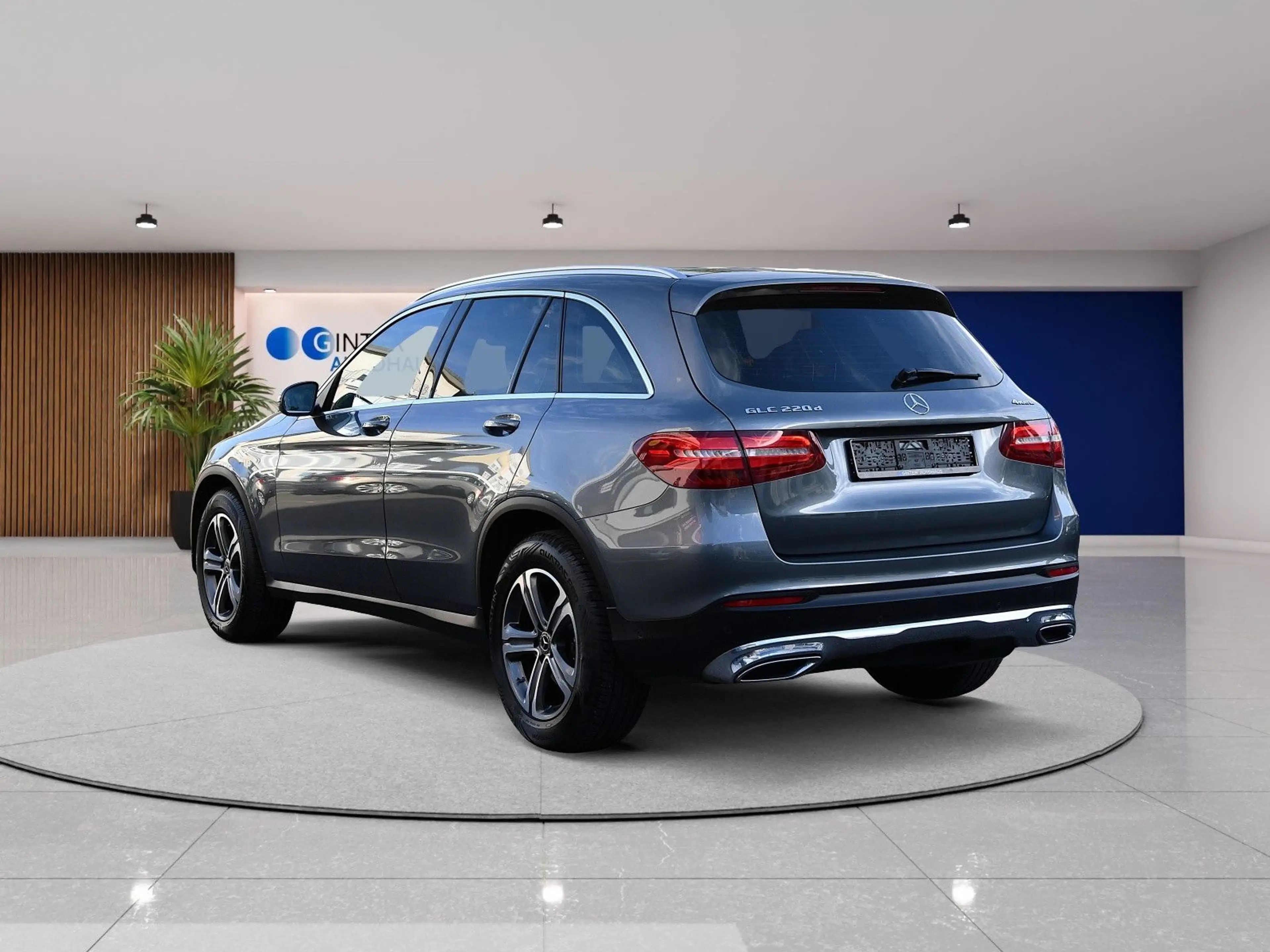 Mercedes-Benz GLC 220 d 4Matic Exclusive*LED*Standheizung*2Hand — photo 6