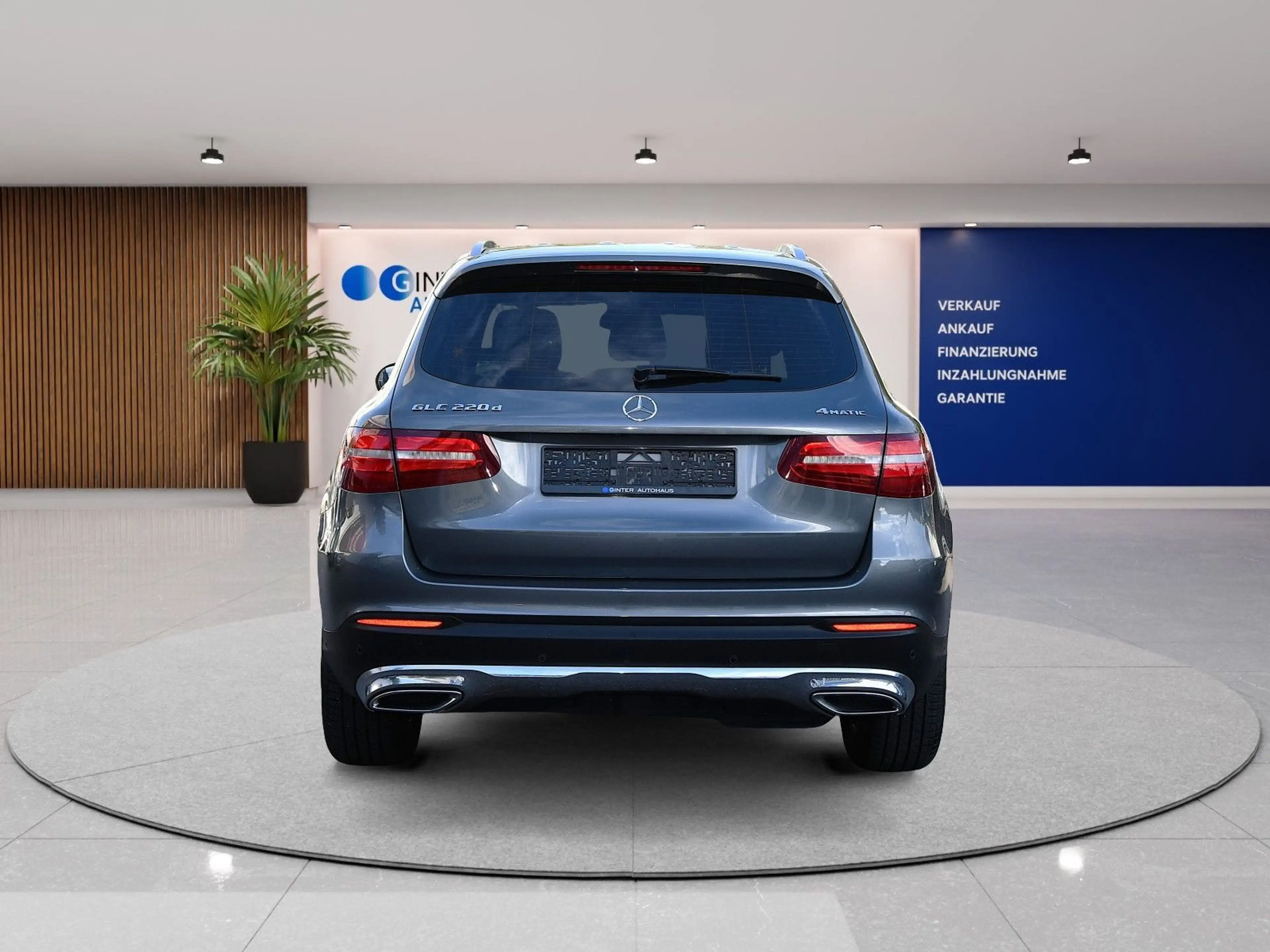 Mercedes-Benz GLC 220 d 4Matic Exclusive*LED*Standheizung*2Hand — photo 5