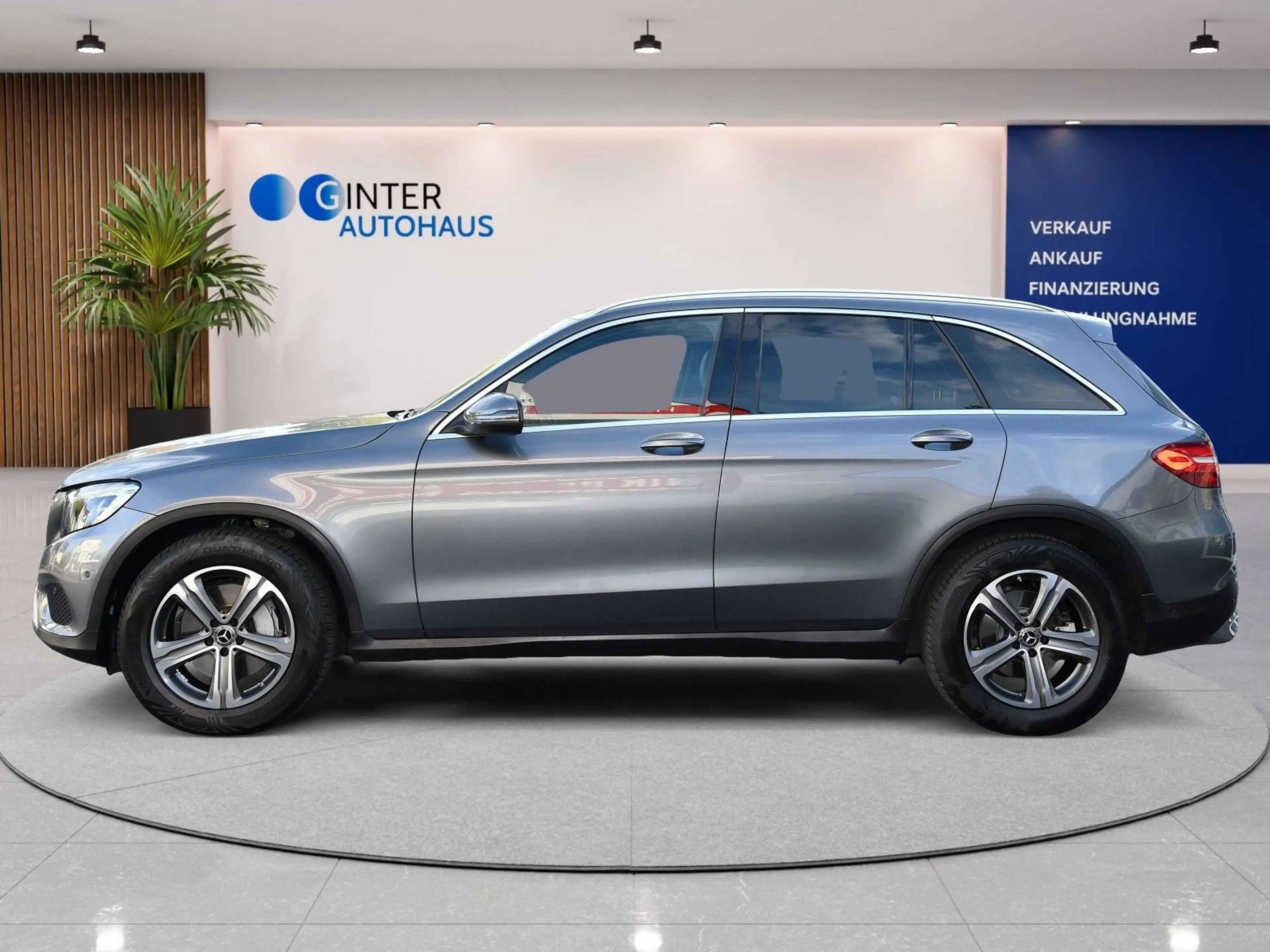 Mercedes-Benz GLC 220 d 4Matic Exclusive*LED*Standheizung*2Hand — photo 7