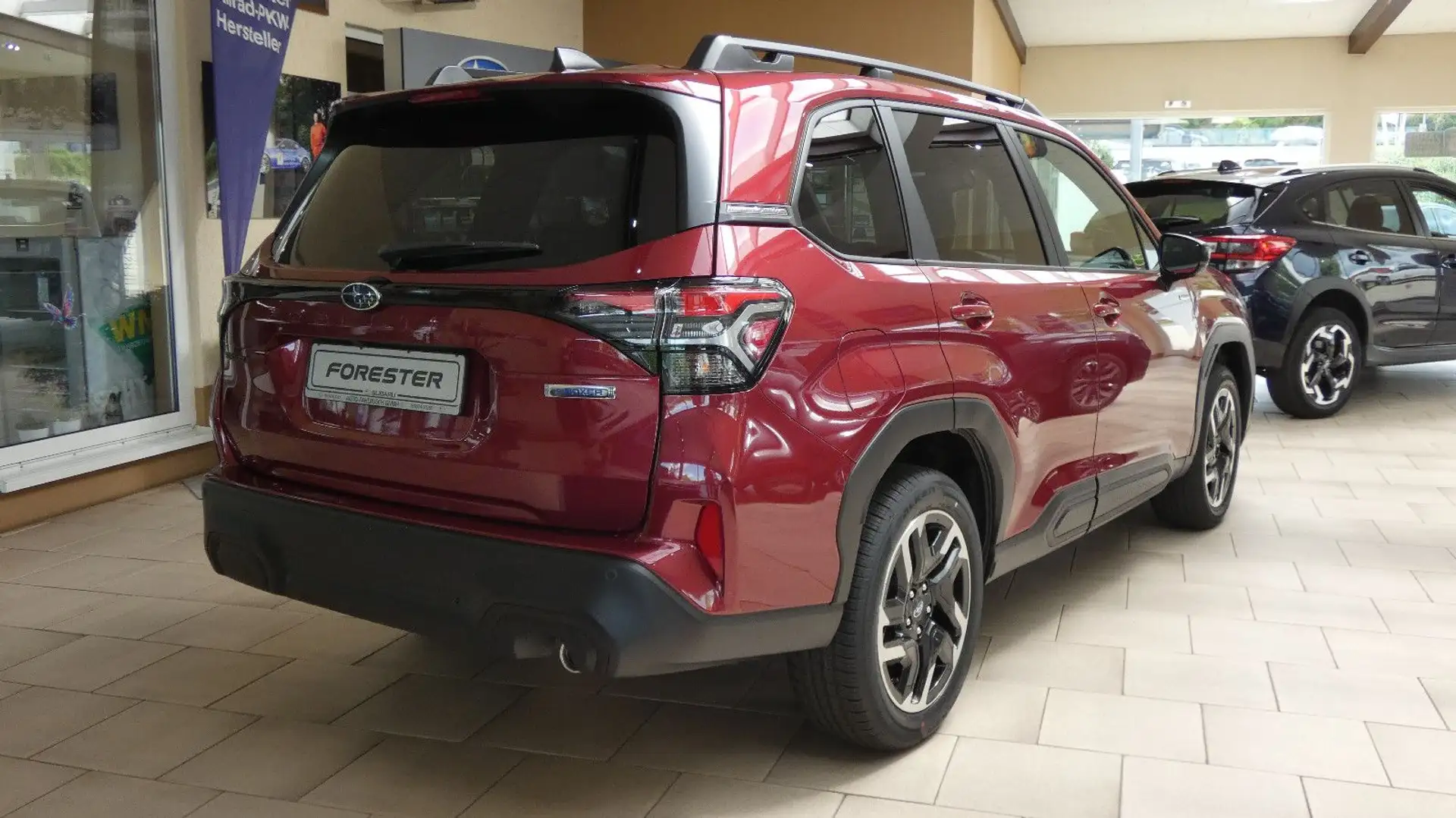 Subaru Forester 2.0 ie 100kW AWD Active MJ 2025 Rojo - 2