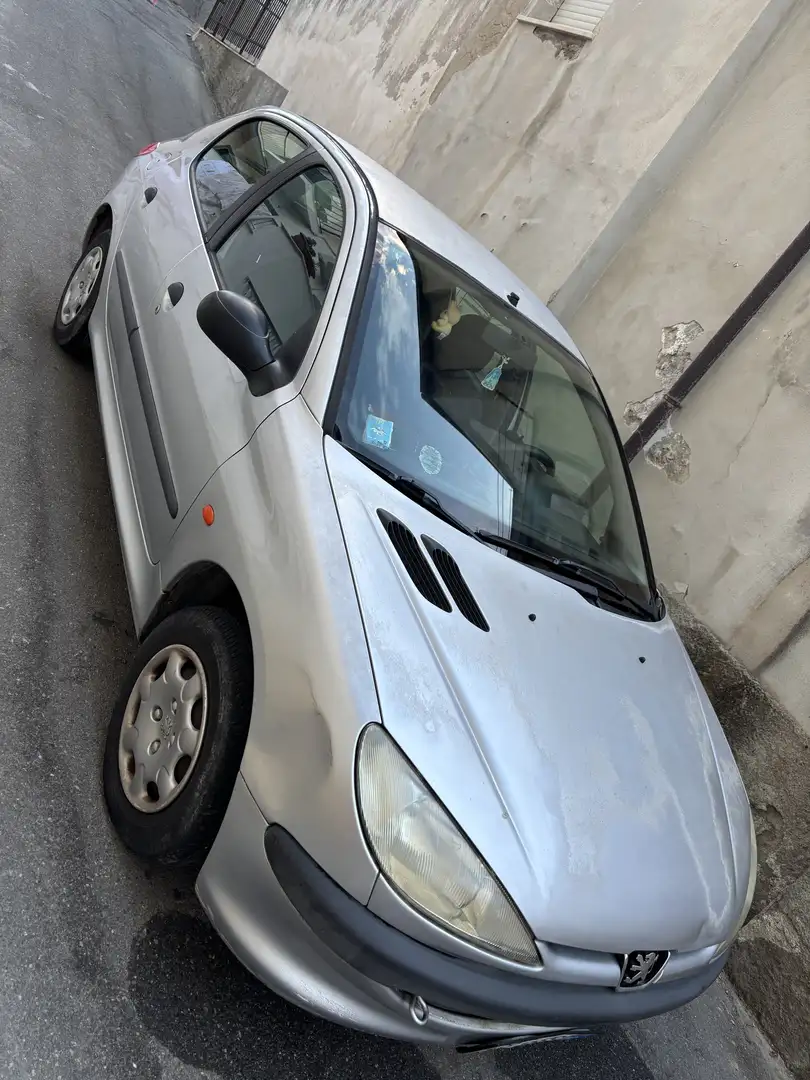 Peugeot 206 5p 1.6 XT - 1