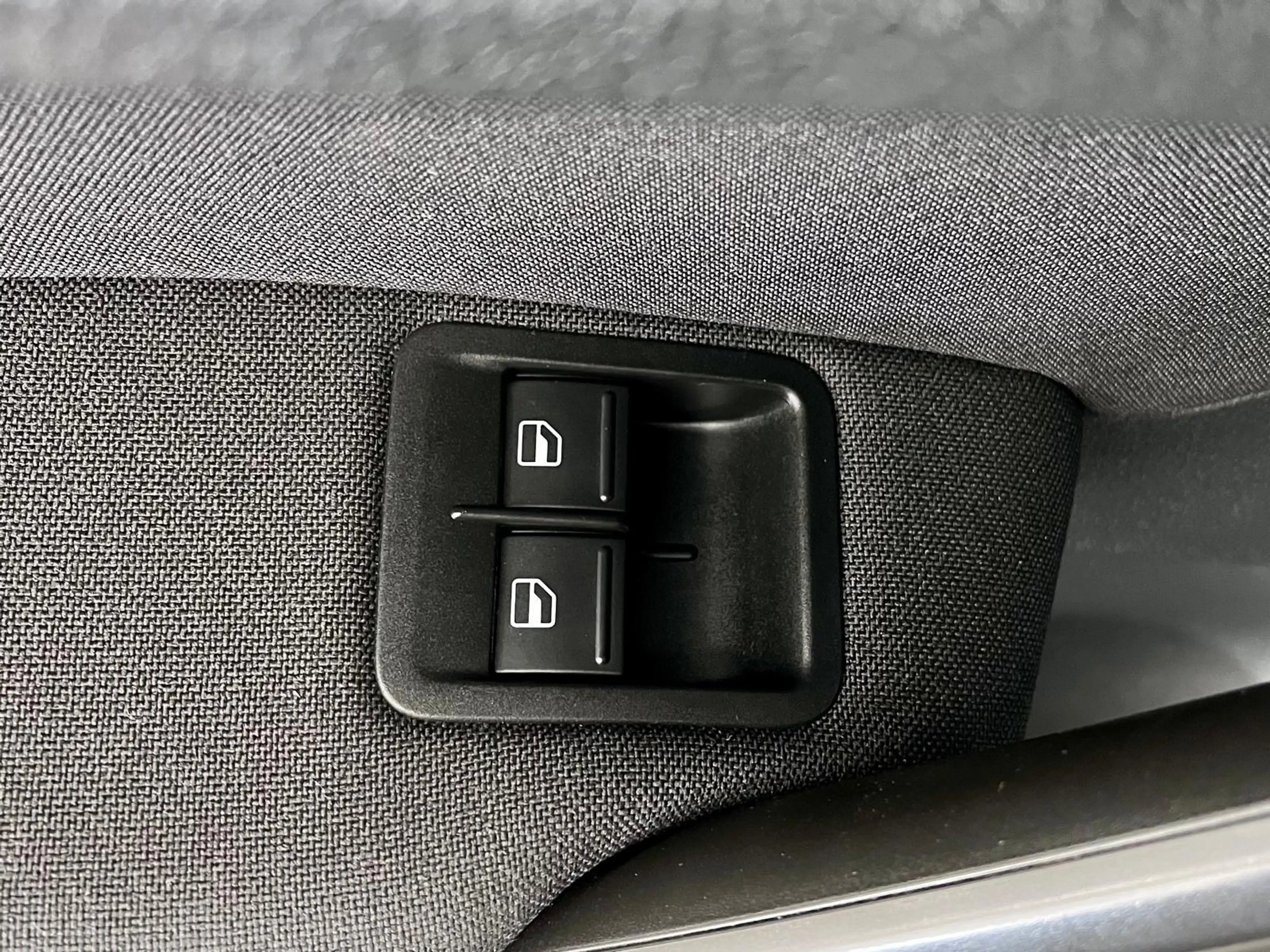 Volkswagen Caddy 1.4 TSI | 7-Persoons | navi | — photo 16