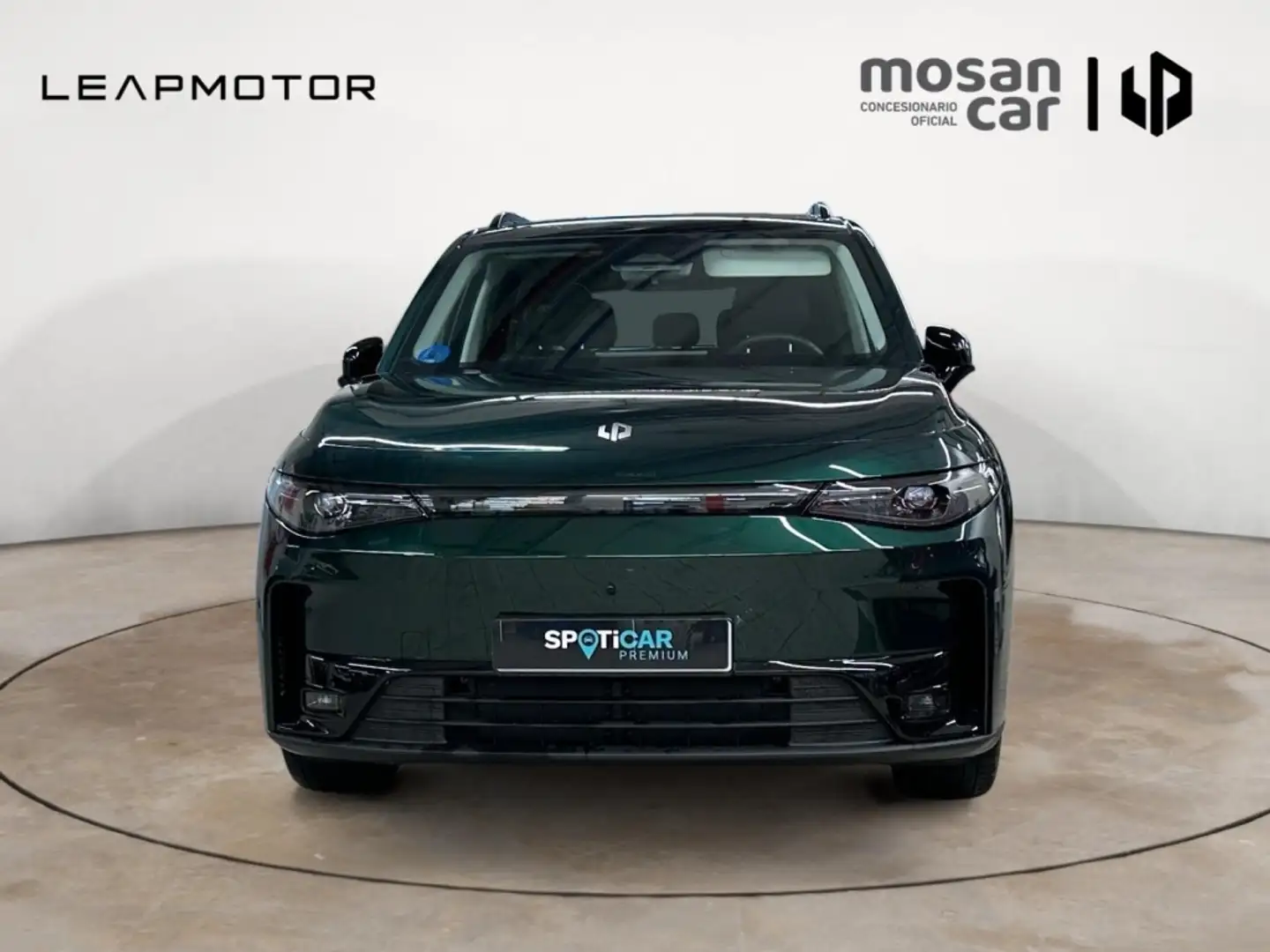 Leapmotor C10 BEV 69.9KWH 218 DESIGN TECHO SOLAR PORTON GPS LL20 Verde - 2