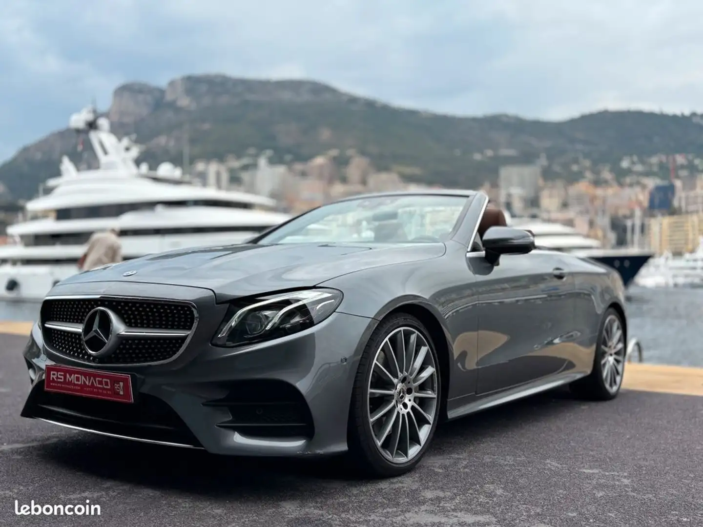 Mercedes-Benz E 300 Mercedes E300 Cabriolet Grijs - 1