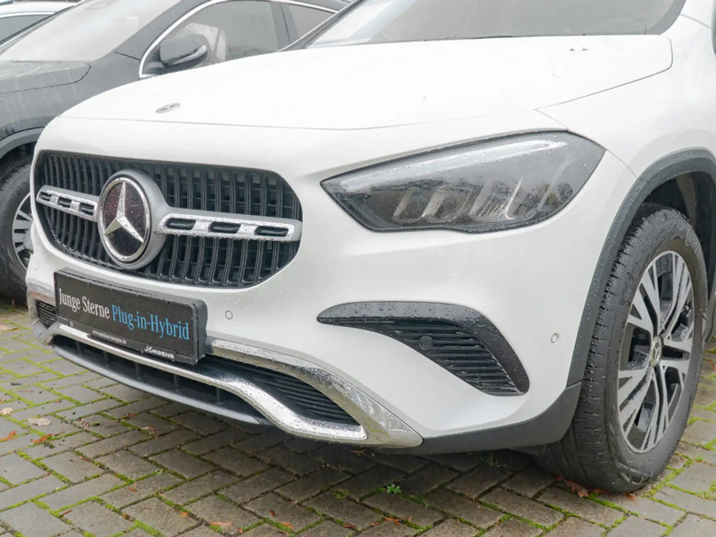 Mercedes-Benz GLA 250 e Progressive/LED/Cam/AHK/EASY-P/SHZ/18" Weiß - 2