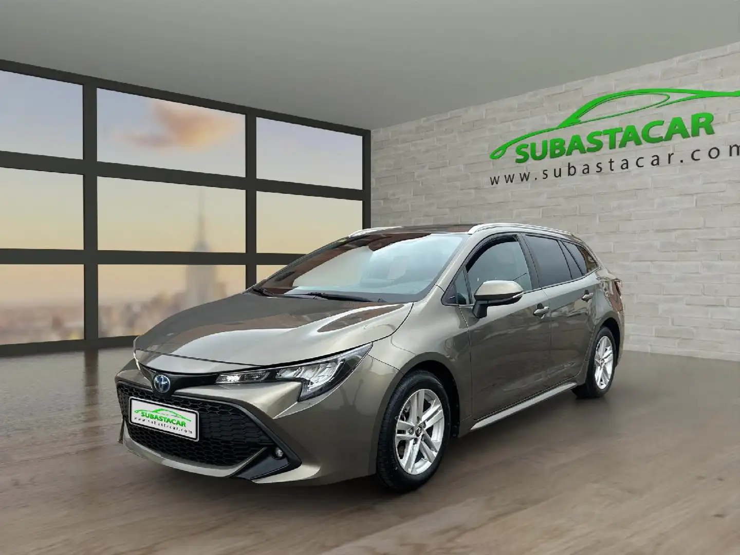 Toyota Corolla Touring Sports 125H Active Tech Marrón - 1