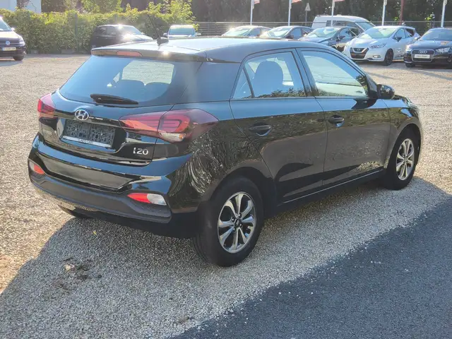 Hyundai I20 view 3