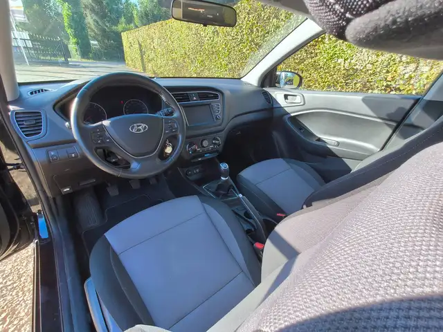 Hyundai I20 view 10