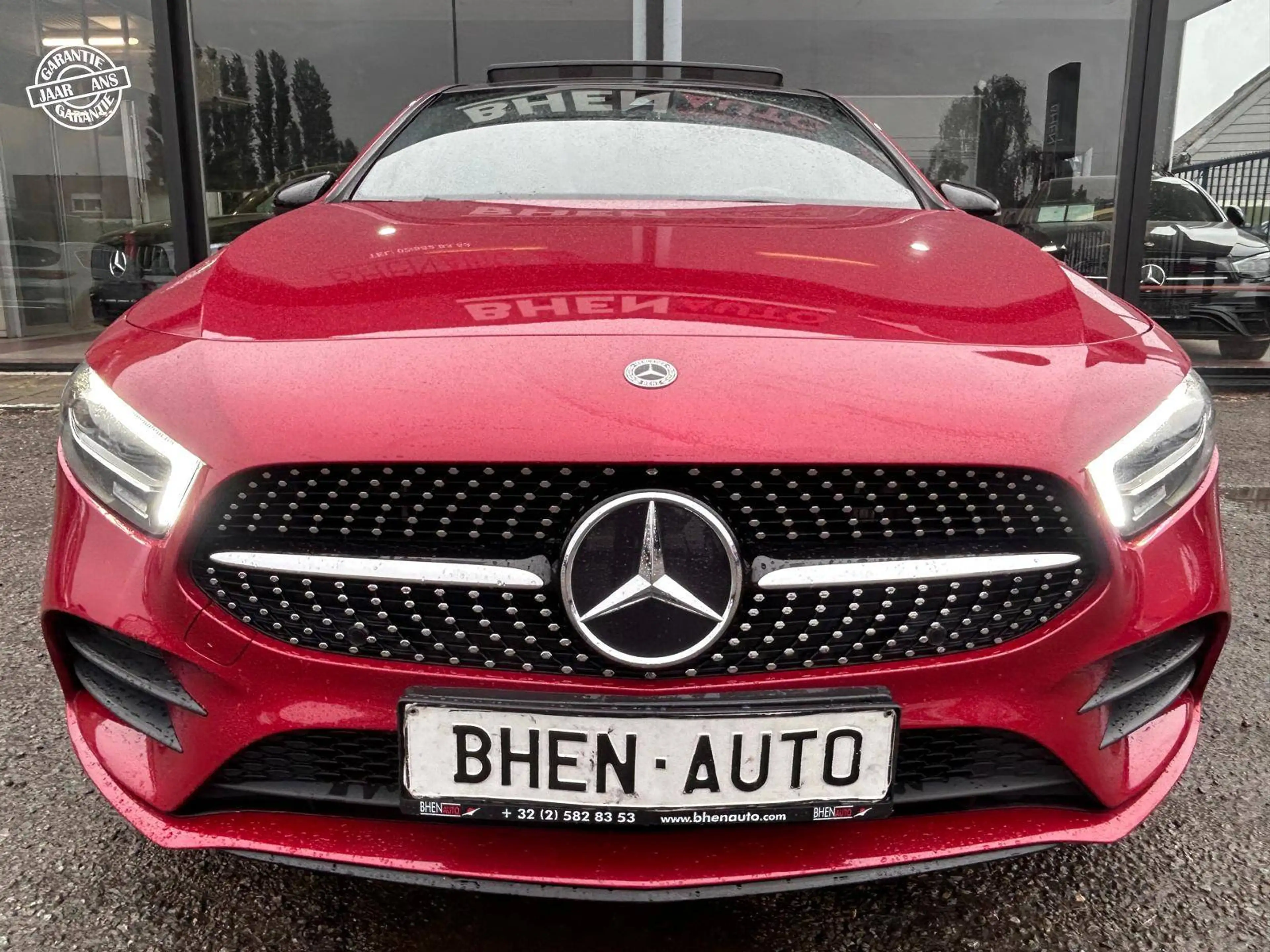 Mercedes-Benz A 250 e PHEV PACK AMG / TOIT PANO / ECLAIRAGE AMBIANCE / GARANTIE 12 MOIS — photo 2