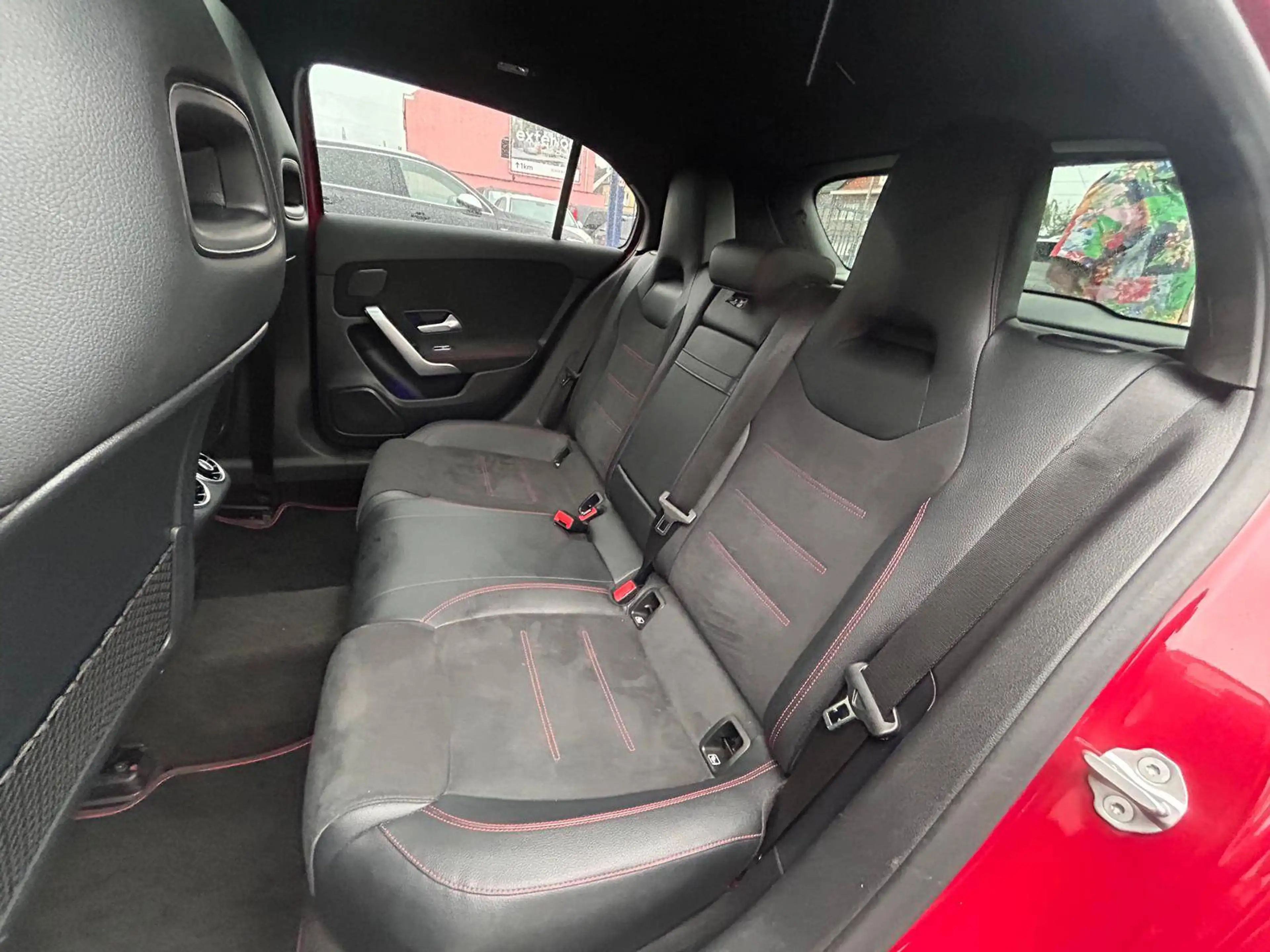 Mercedes-Benz A 250 e PHEV PACK AMG / TOIT PANO / ECLAIRAGE AMBIANCE / GARANTIE 12 MOIS — photo 10