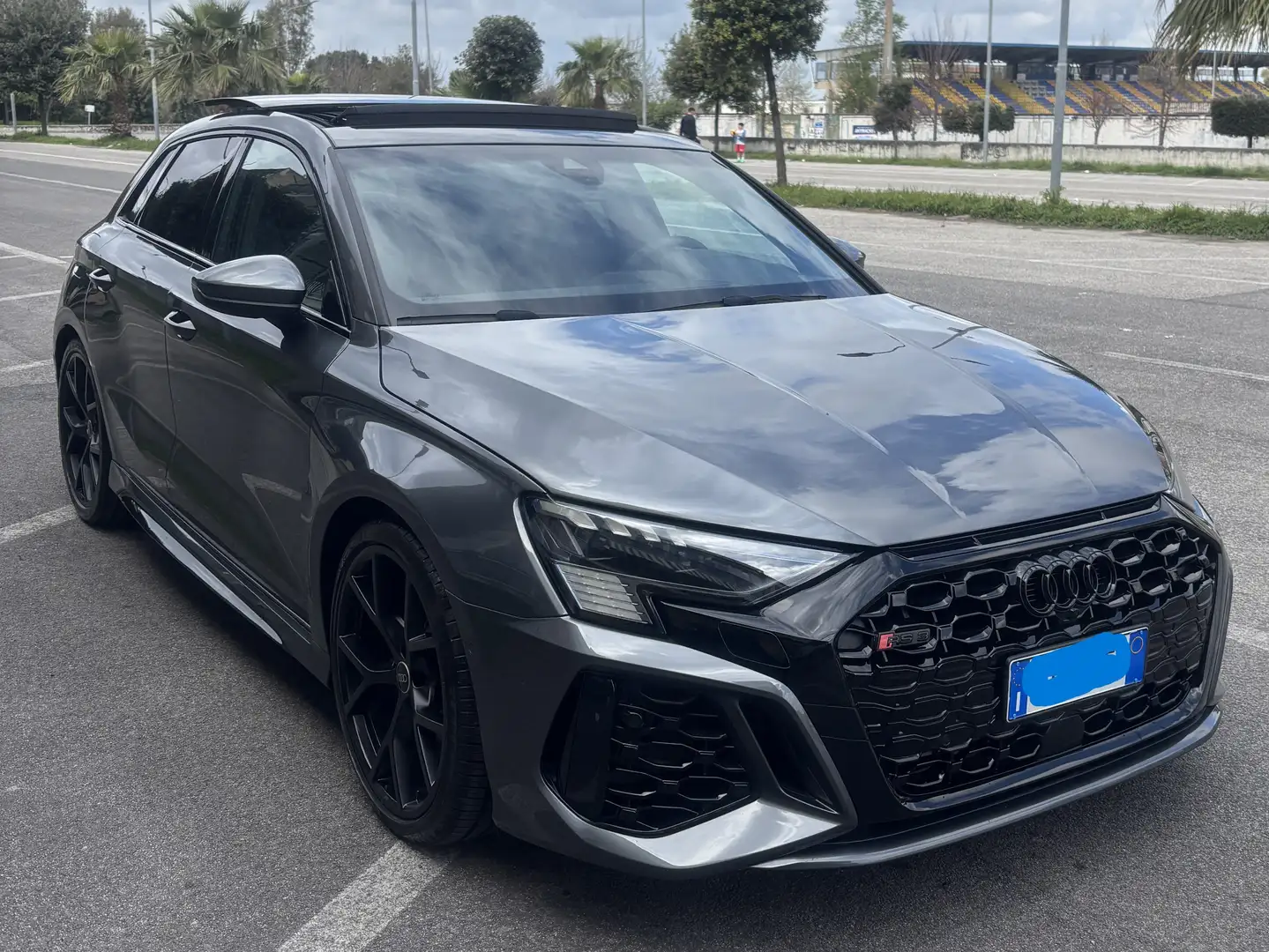 Audi RS3 Gris - 2