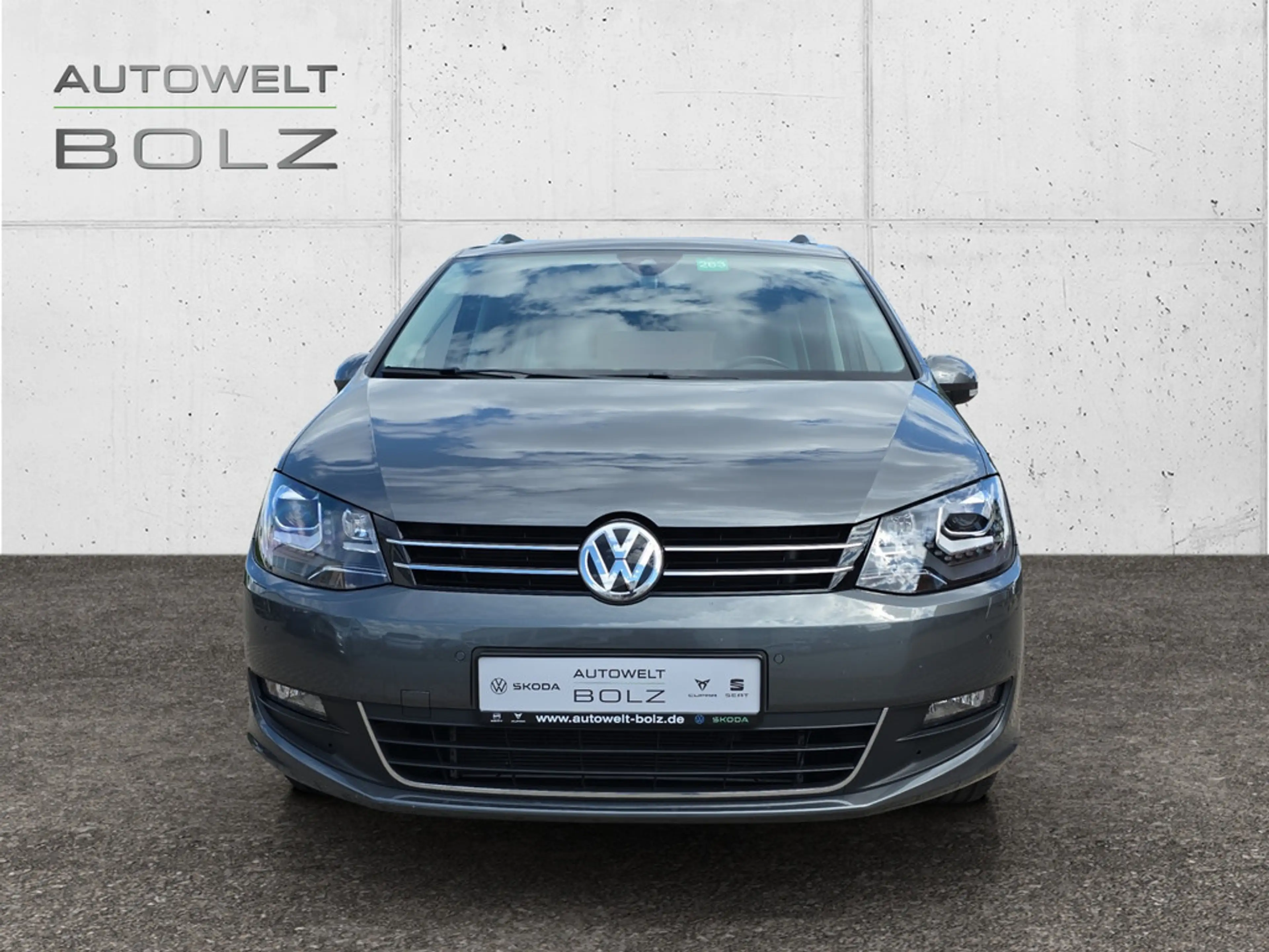 Volkswagen Sharan 1.4 TSI United 7-SITZER NAVI AHK PANO — photo 2
