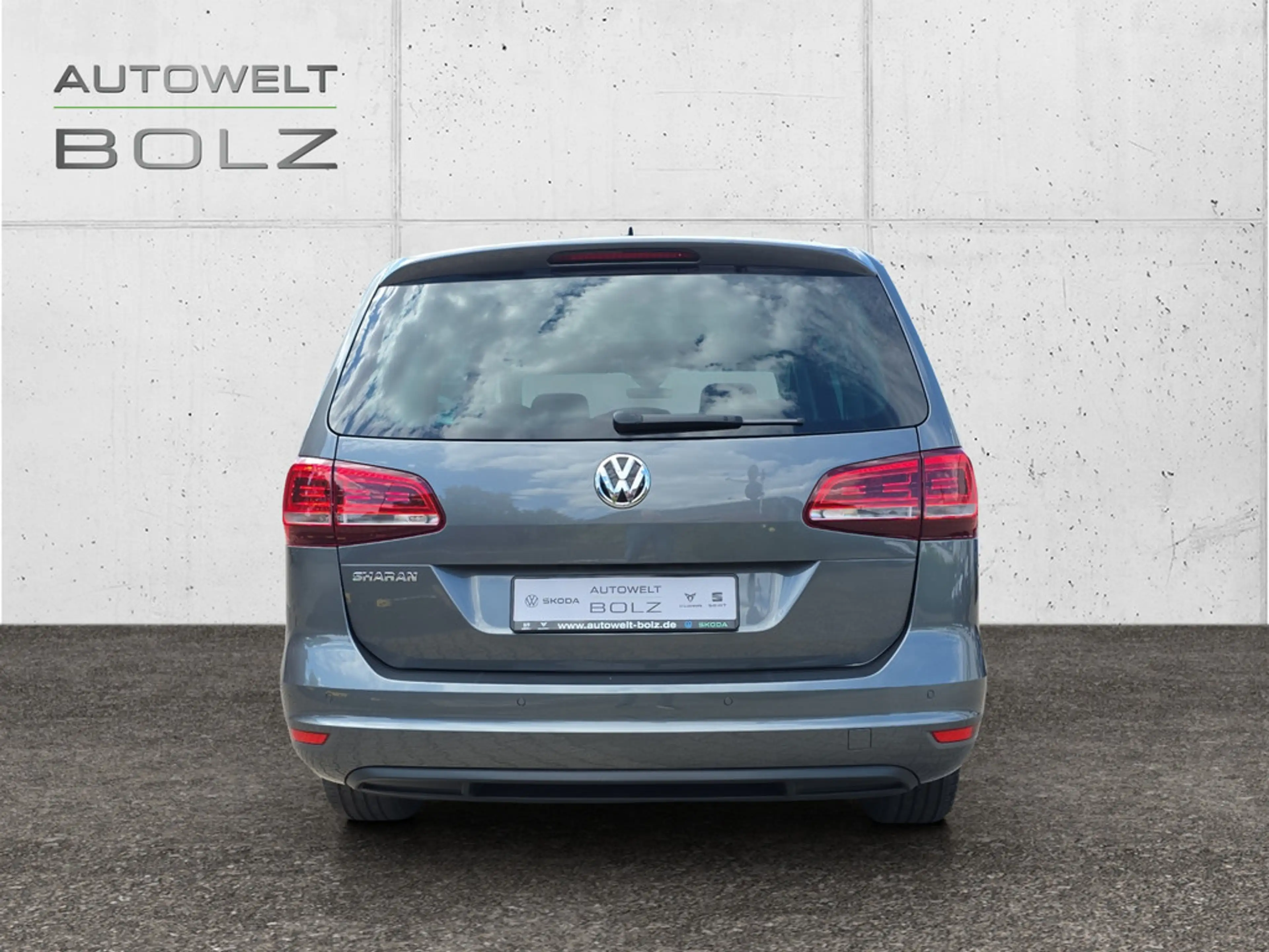 Volkswagen Sharan 1.4 TSI United 7-SITZER NAVI AHK PANO — photo 5
