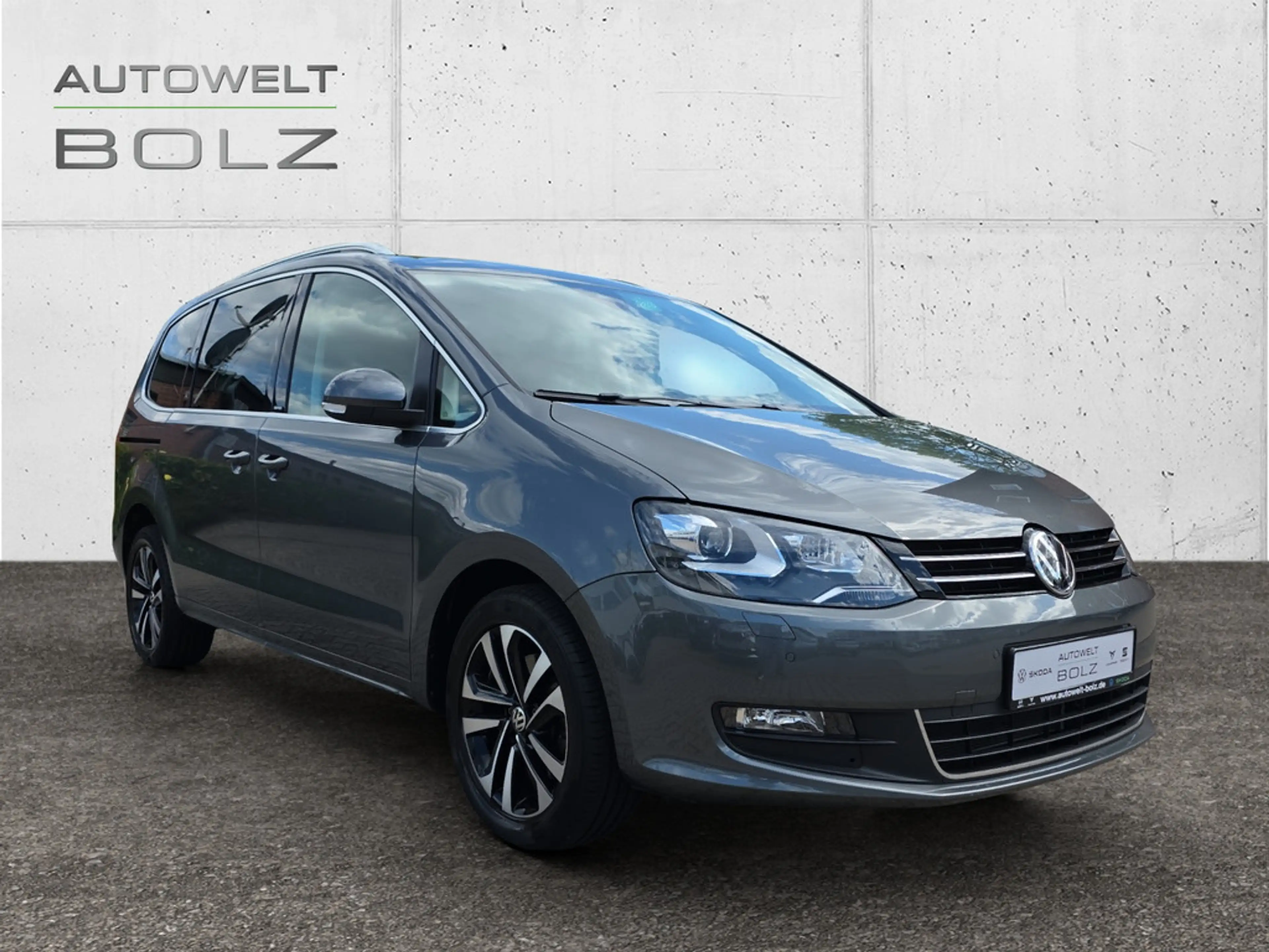 Volkswagen Sharan 1.4 TSI United 7-SITZER NAVI AHK PANO — photo 3