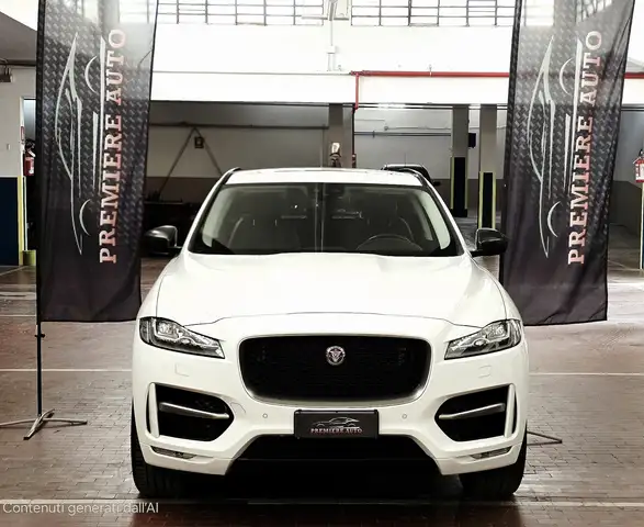 Jaguar F-Pace Jaguar F-Pace 2.0d i4 R-Sport awd 240cv auto my19