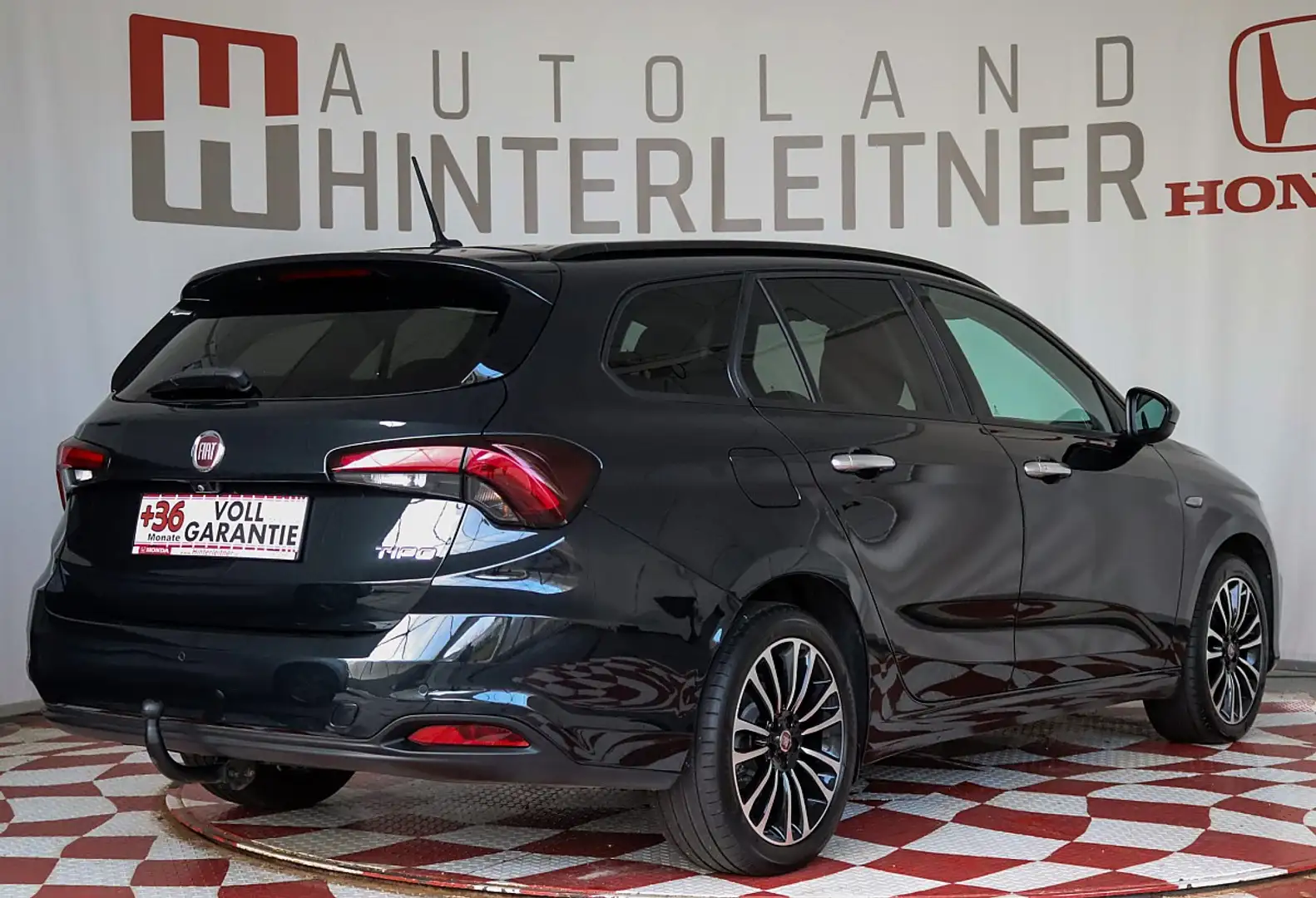 Fiat Tipo MultiJet 130 Life VOLLAUSSTATTUNG Schwarz - 2