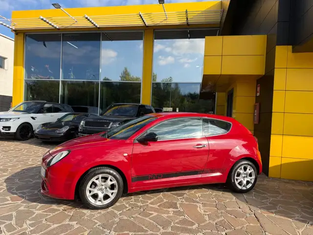 Alfa Romeo MiTo view 3