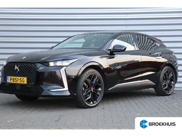 DS Automobiles DS 4 1.6 E-TENSE 225PK PERFORMANCE LINE AUTOMAAT / NAVI