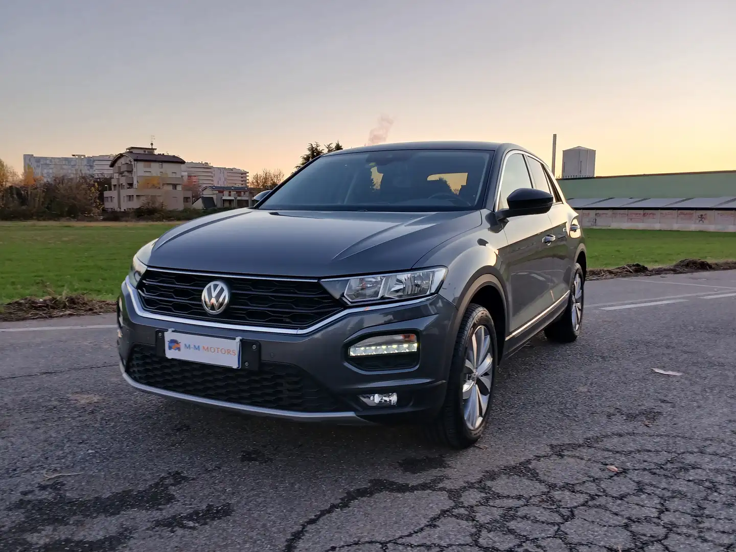 Volkswagen T-Roc T-Roc 2.0 tdi Style 150cv dsg *PROMMO* Gris - 1