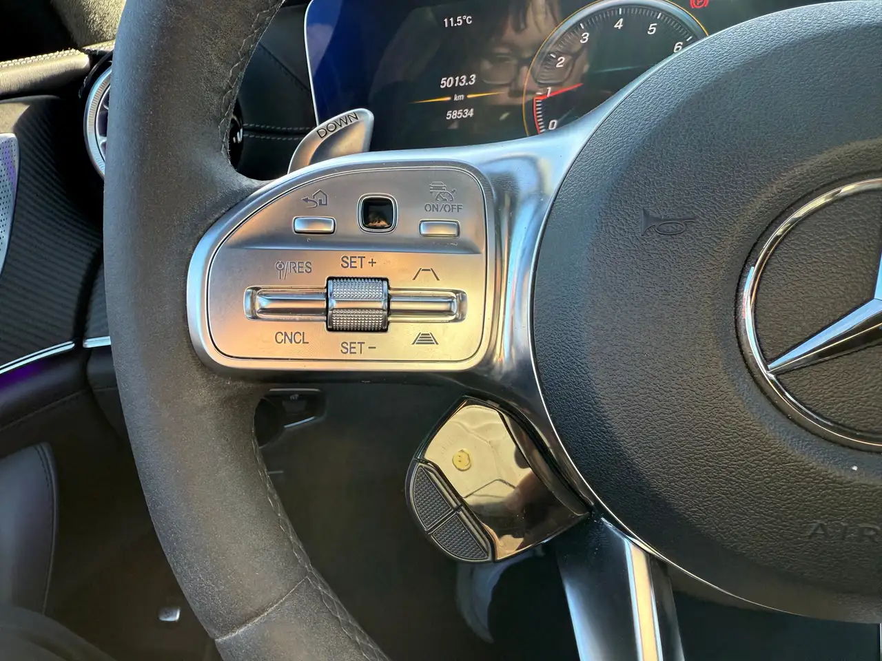 Mercedes-Benz AMG GT снимка Mercedes-Benz AMG GT