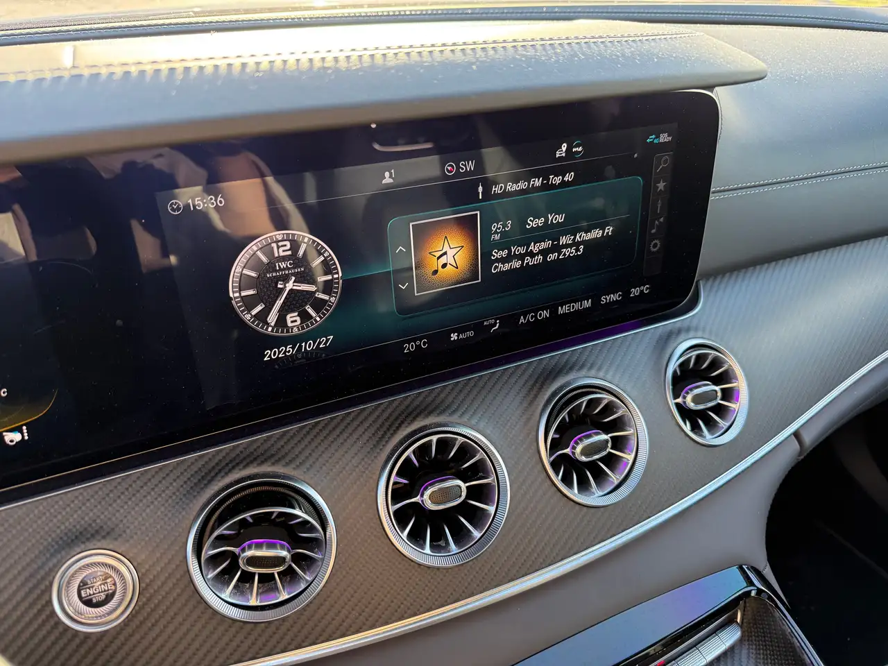 Mercedes-Benz AMG GT снимка Mercedes-Benz AMG GT