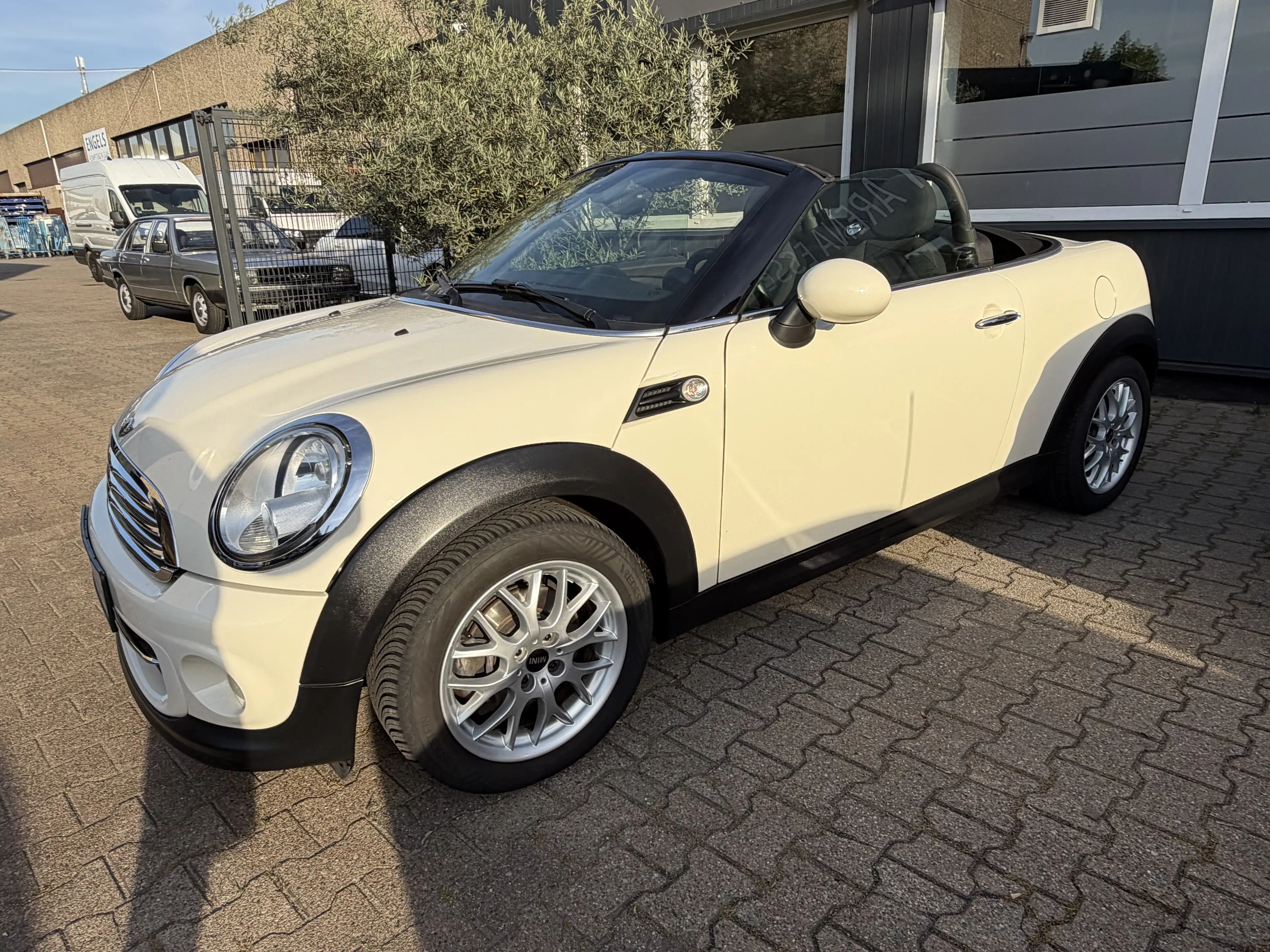 MINI Cooper Roadster 1.6 Pepper Top Gepflegt Weiss Aluflegen Voll Mini S-Heft — photo 4