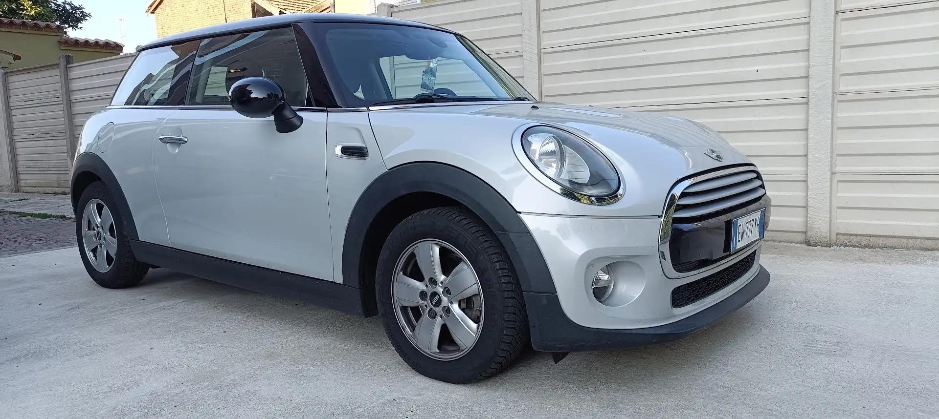 MINI Cooper D Mini 1.5 Cooper D 3p Euro6 Argintiu - 1