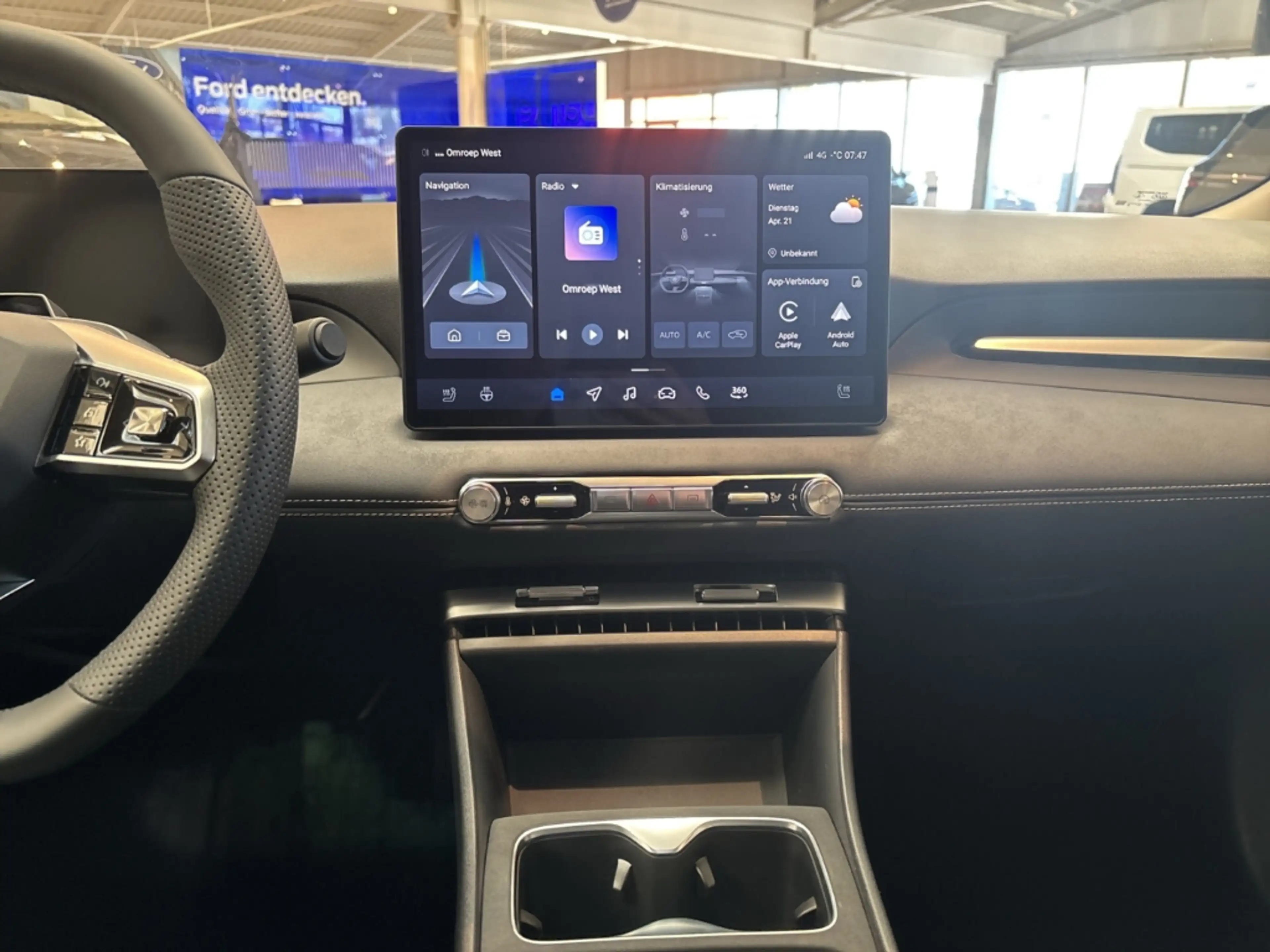 MG MG4 54 Kw Premium Navi 360 Kamera ACC Apple CarPlay An — photo 11
