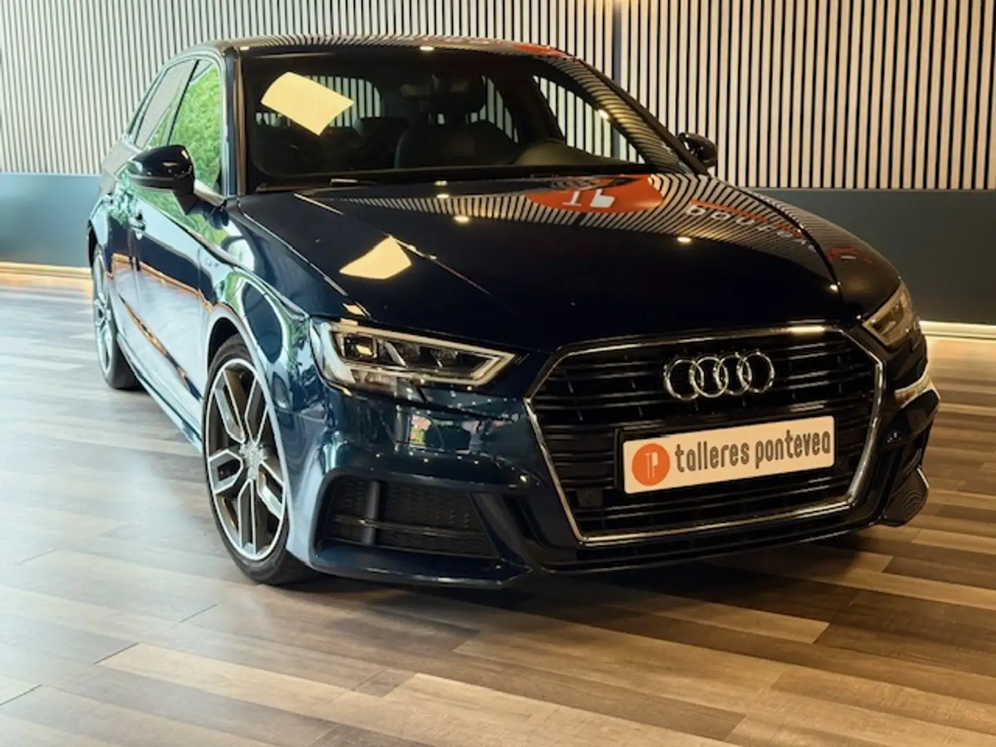 Audi A3 Sportback 35 TDI S line S tronic 110kW Blau - 2