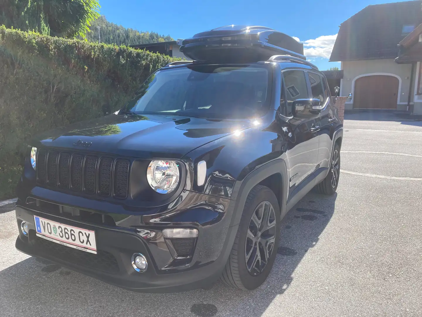 Jeep Renegade Night Eagle II 1.6 Multijet II FWD 6MT Schwarz - 1