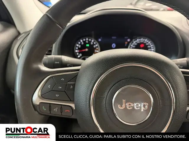 Jeep Renegade view 16