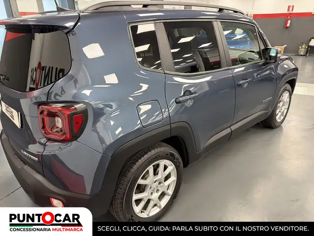 Jeep Renegade view 5