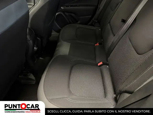 Jeep Renegade view 21